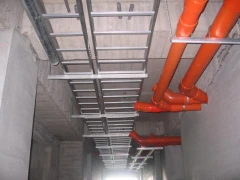 鋁線槽及吊管施作