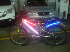 太陽能燈條自行車應用