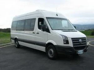 空車自駕出租或附駕駛接送的服務,從5人座、9人座、轎車、休旅