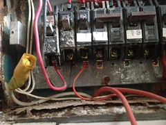 老舊電源箱無熔絲開