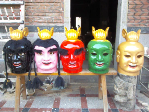 不同颜色的电音三太子头