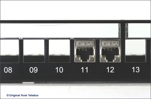 TA196ADS-XX + Patch Panel KP24XX