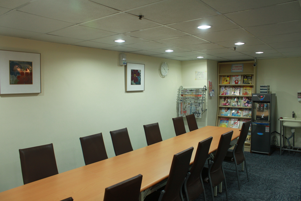 軒博讀書會館--高雄K書中心:念書的好環境~~慶祝擴大營業,優惠活動正在熱烈實施中ㄛ~^o^~: