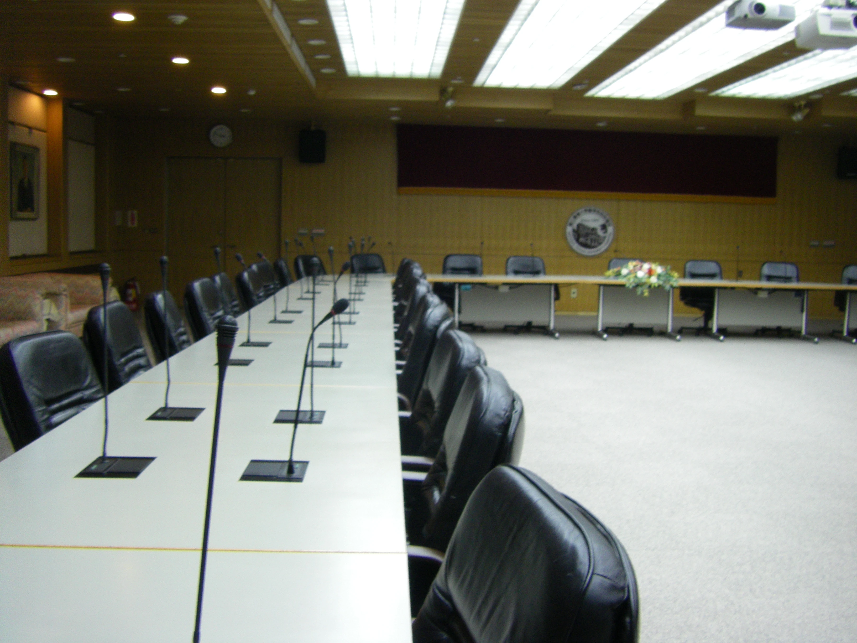 向穩企業有限公司