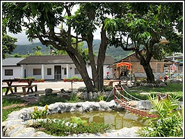 台東知本-六角休閒竹屋