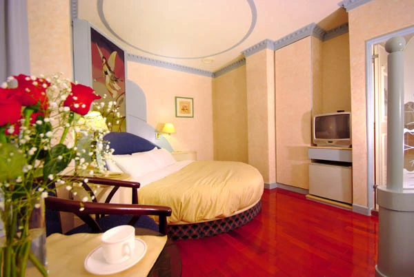 國宣大飯店有限公司