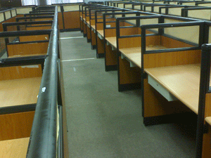 二手中古辦公家具回收,屏風拆裝