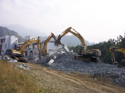 建展營造-拆除工程、工廠拆除、裝潢拆除、開挖、垃圾清運、五金回收