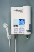 東北牌微電腦瞬間電熱水器