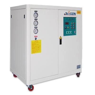 冷凍機 or 冷水機