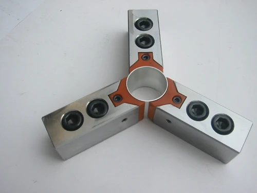 軟質替換式油壓生爪 ,可用於薄件的假夾持