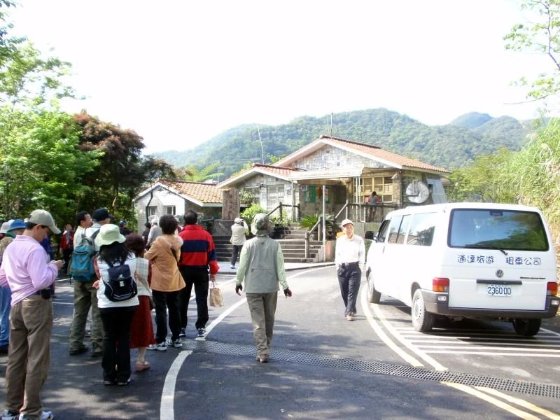 通逹小客車租賃有限公司