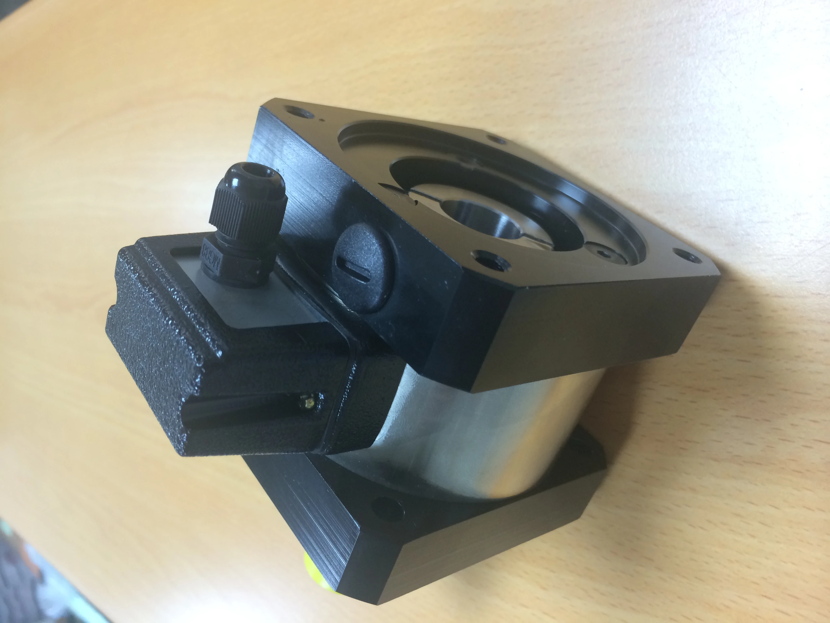 伺服馬達專用制動器