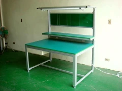 鋁擠型工作桌:鋁擠型多層設計,適合移動物品放置與加工,多層設計 達到置物量多,不佔空間,鋁擠型外觀美質感佳,襯托出物件價值觀.