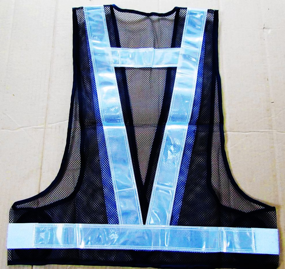 後加一槓反光條5公分