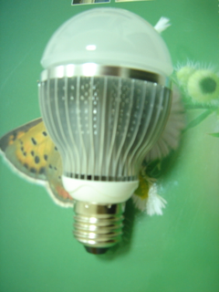 鍏倫 WLGT - LED E27型 7W 球泡燈 產品照