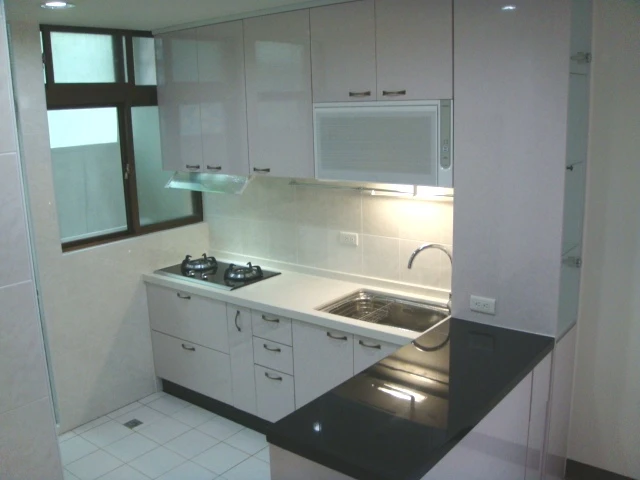 系統櫃.烘碗機.檯面配色