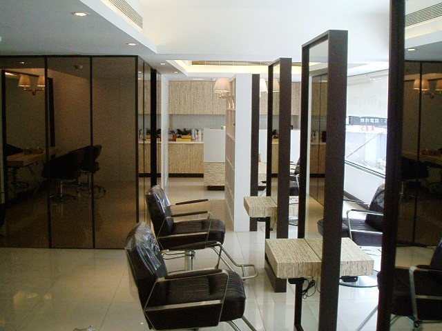 台北延吉街  葳肯髮廊