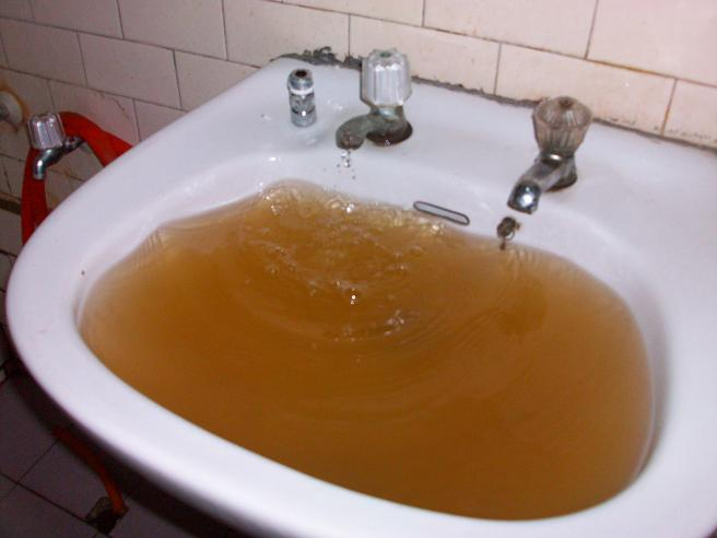 水管汙垢清洗乾淨