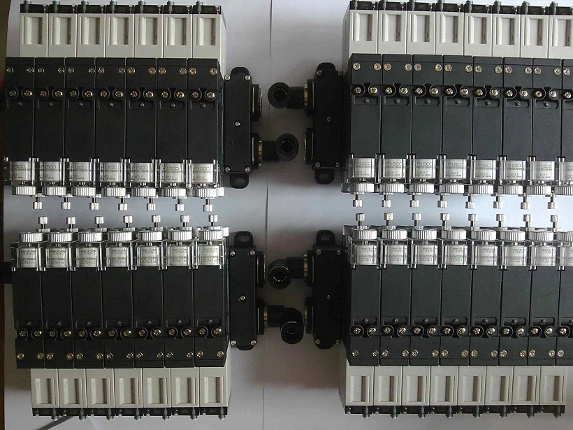 VKAH12W-060808-E-B07