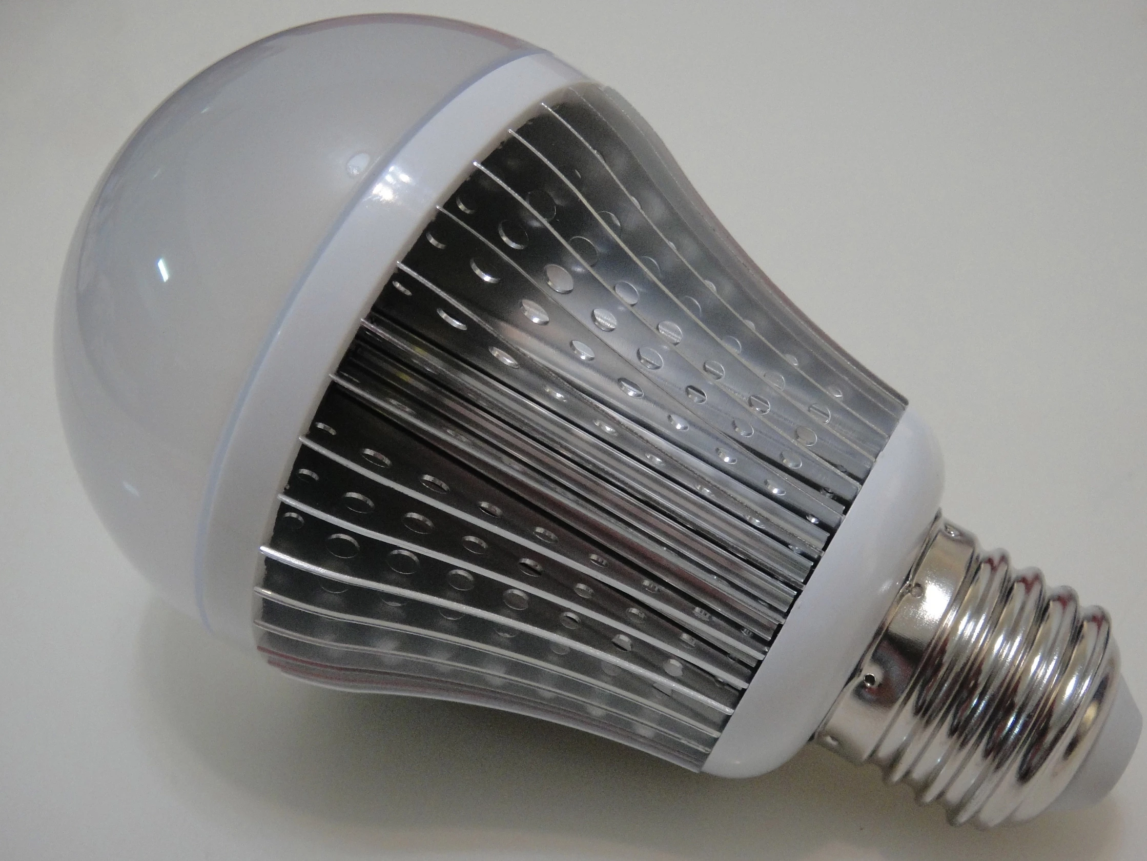 LED 12W Bulb