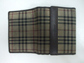 BURBERRY皮夾可洗乾淨嗎