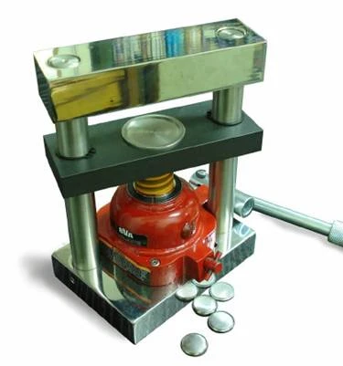 鈕釦型電池封合機