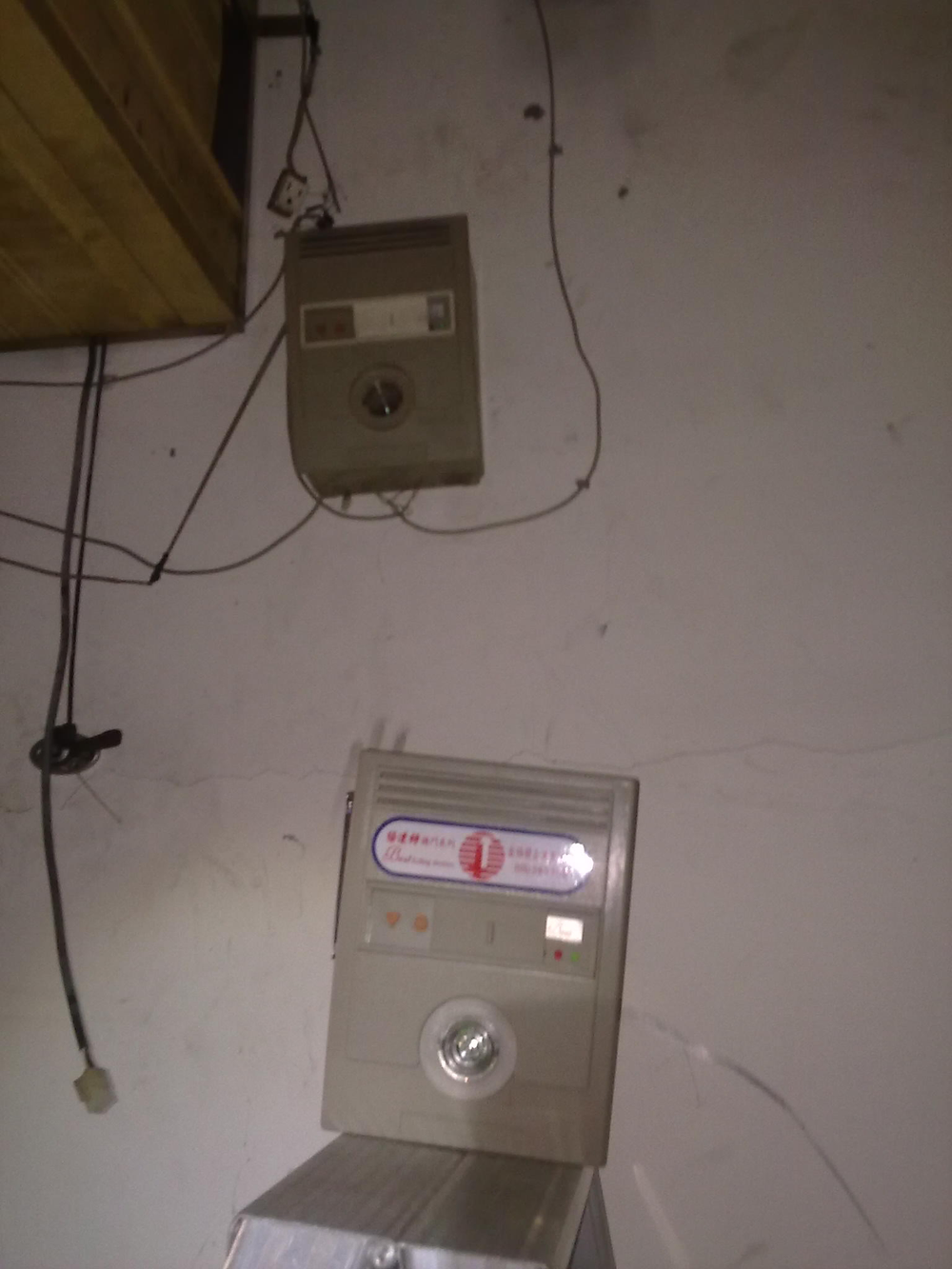 車道快速門遙控控制盒更換