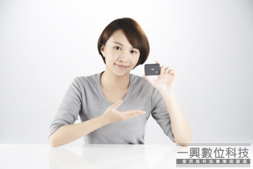 2013年新款ES300追蹤器-待機（開啟省電模式）100天