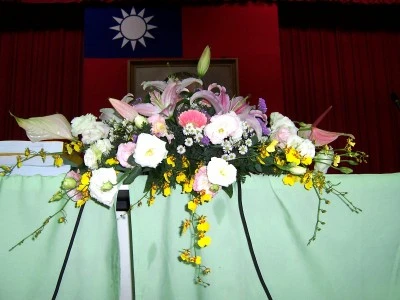 編號:f1 NT$: 1200~2000