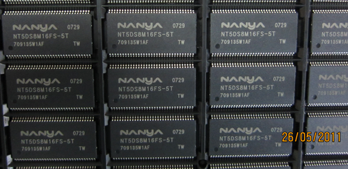 NT5DS8M16FS-5T
