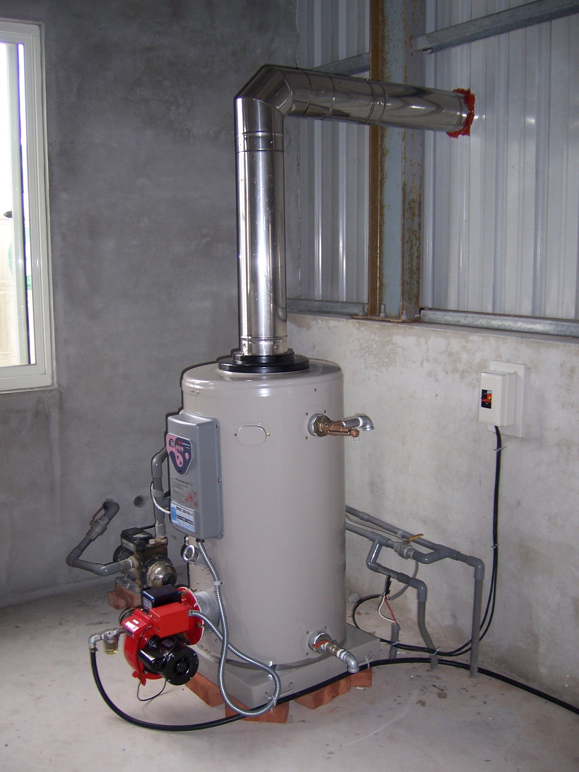 瞬熱式柴油.瓦斯熱水爐