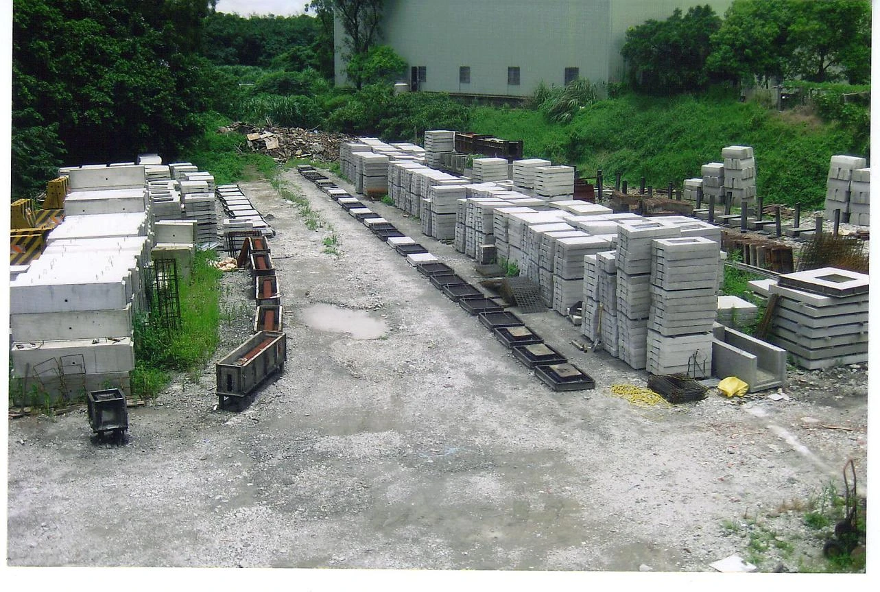 水溝溝底,分隔島,路緣石,水泥管,水泥板,陰井