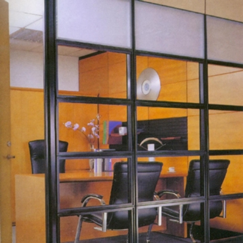 黑框玻璃辦公家具隔間