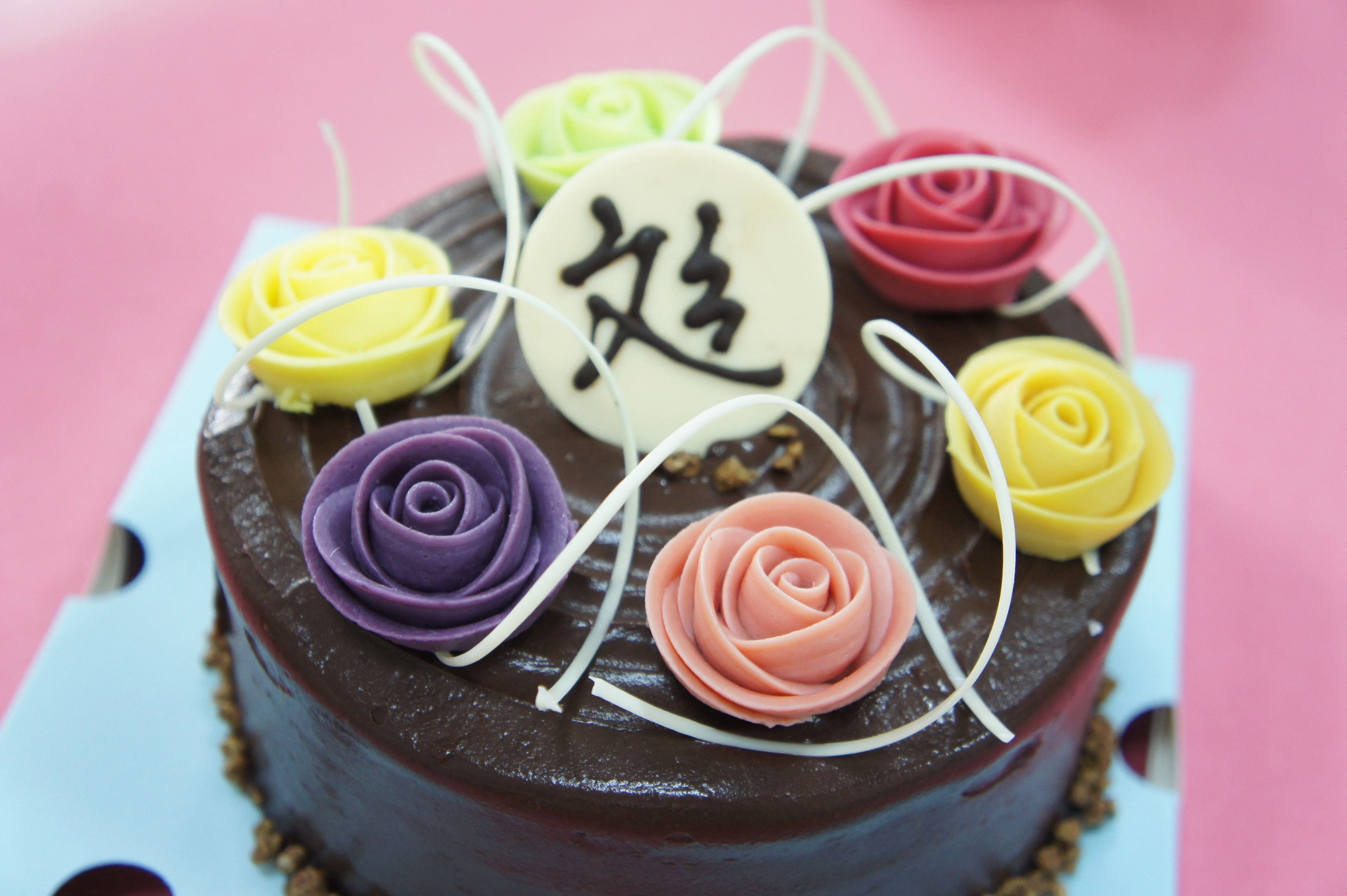 客製化商品「玫瑰松露蛋糕」