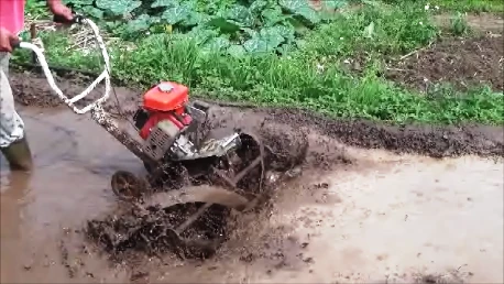 Hand tractor/Power weeder, weeding (中耕機/耕耘機/除草機/水田)
