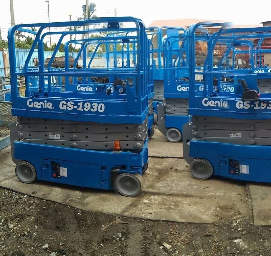 4-10米剪刀式高空車