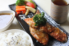 日式鮭魚燒