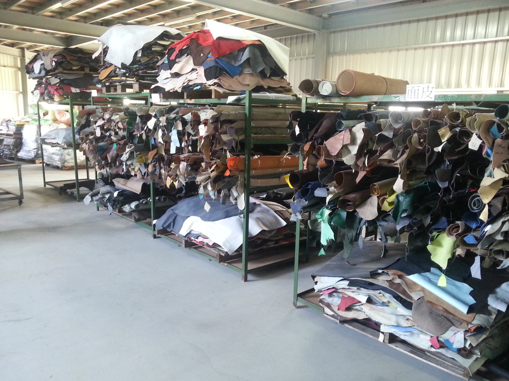 勝酆皮革材料公司~皮革材料架