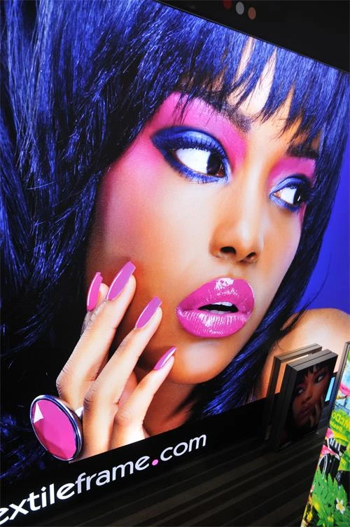 無邊led燈箱,高度均勻