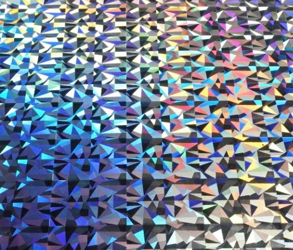 永鉉擁有豐富的色樣和創新技術，能滿足客戶需求。