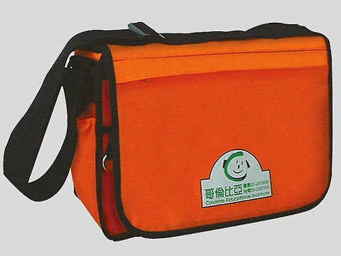 哥倫比亞-側背式書包-BS003