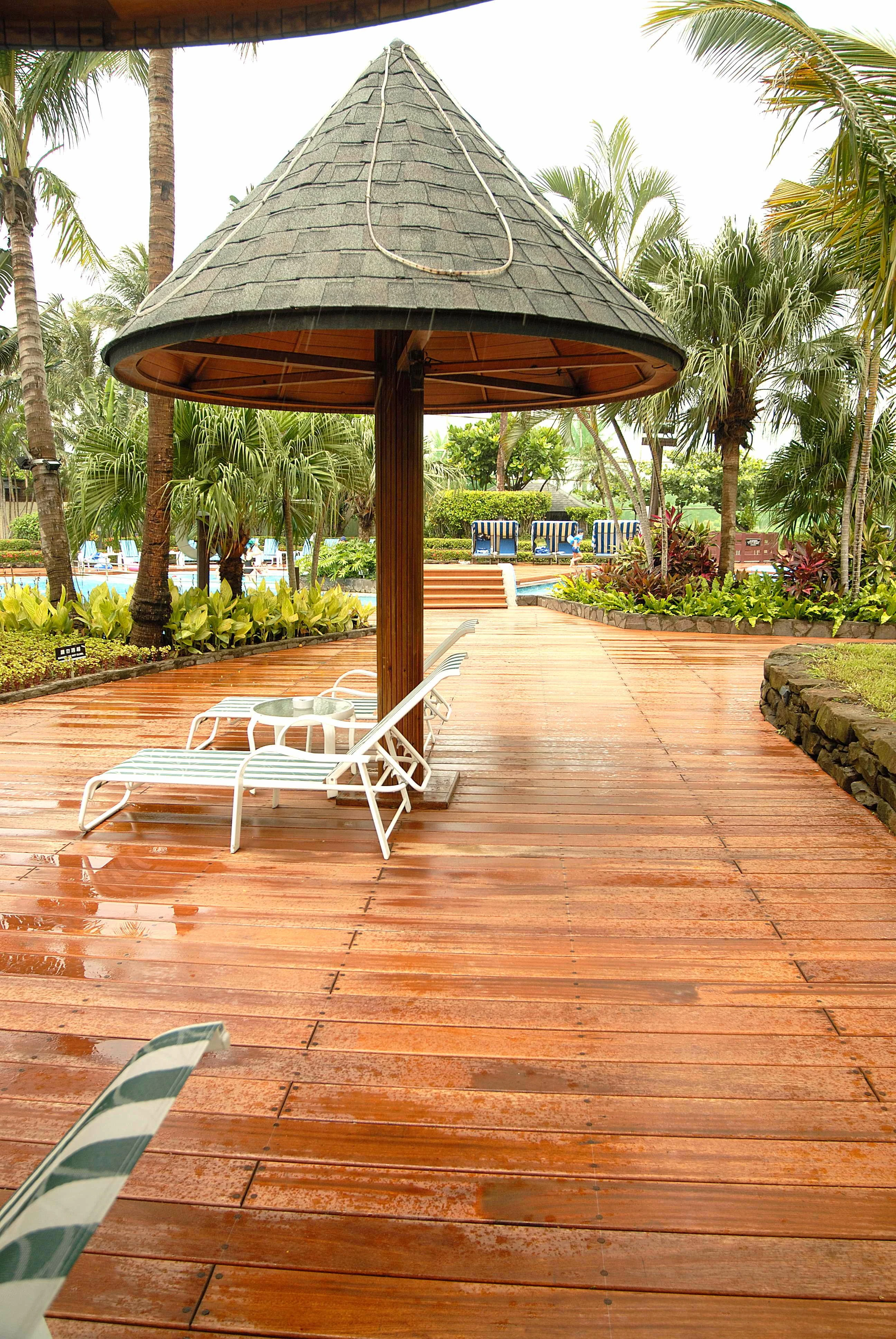 三鷹地板, 中大木業有限公司