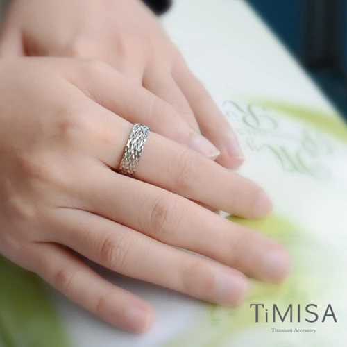 全方位地散發無與倫比的永恆光彩