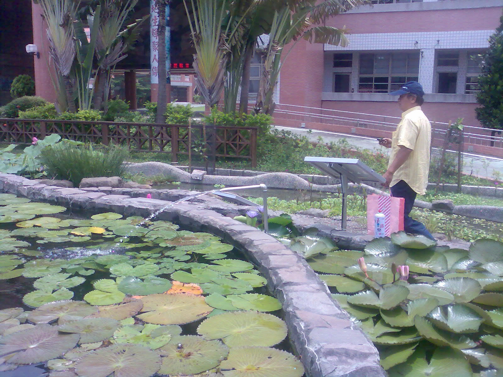 太陽能抽水馬達