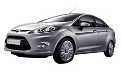 服務就是賽維斯(service)的精神所在。賽維斯過去13年間,嚴格以軍事化定期裝檢制度來確保每一 個尊榮客戶的行車安全