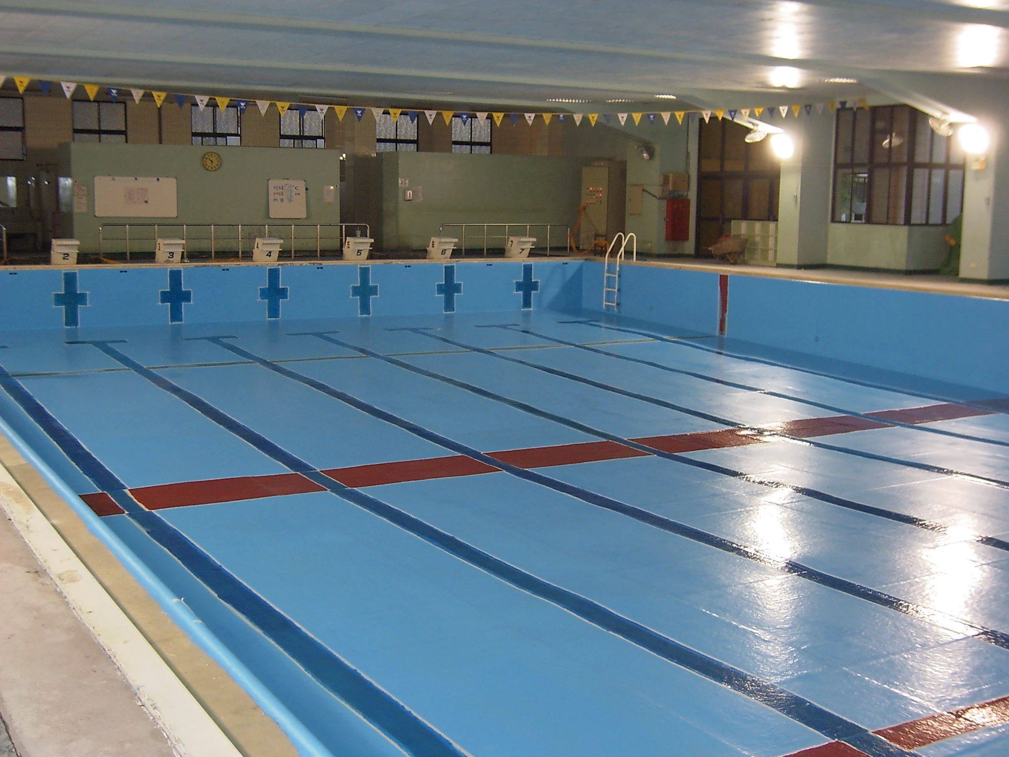 人榮實業有限公司