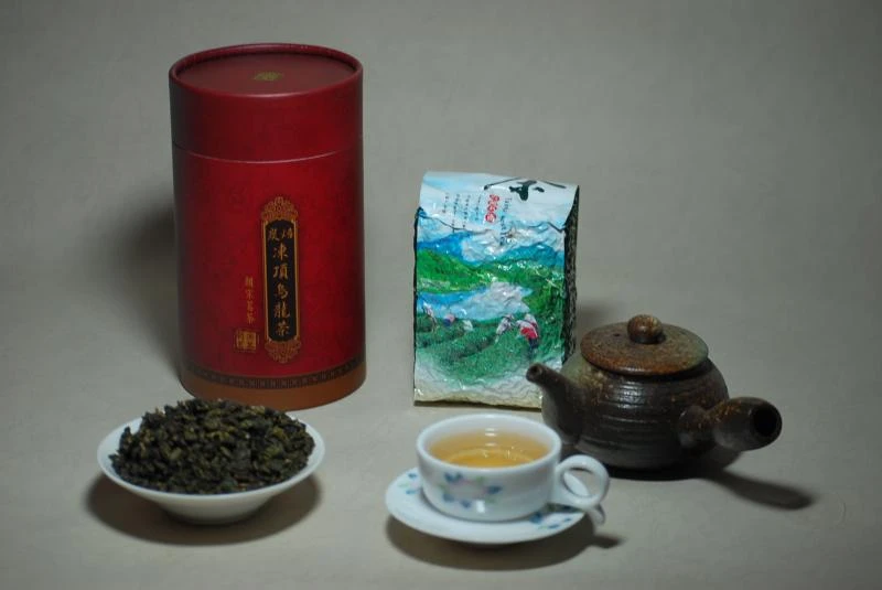 鹿谷手採烏龍茶