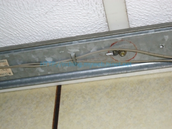 R-C型鎖日光燈實例圖